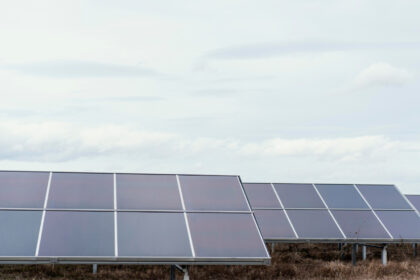 Les avantages économiques des ombrières photovoltaïques