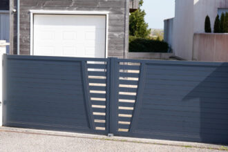 Les tendances actuelles en design de portails battants : quel style choisir ?