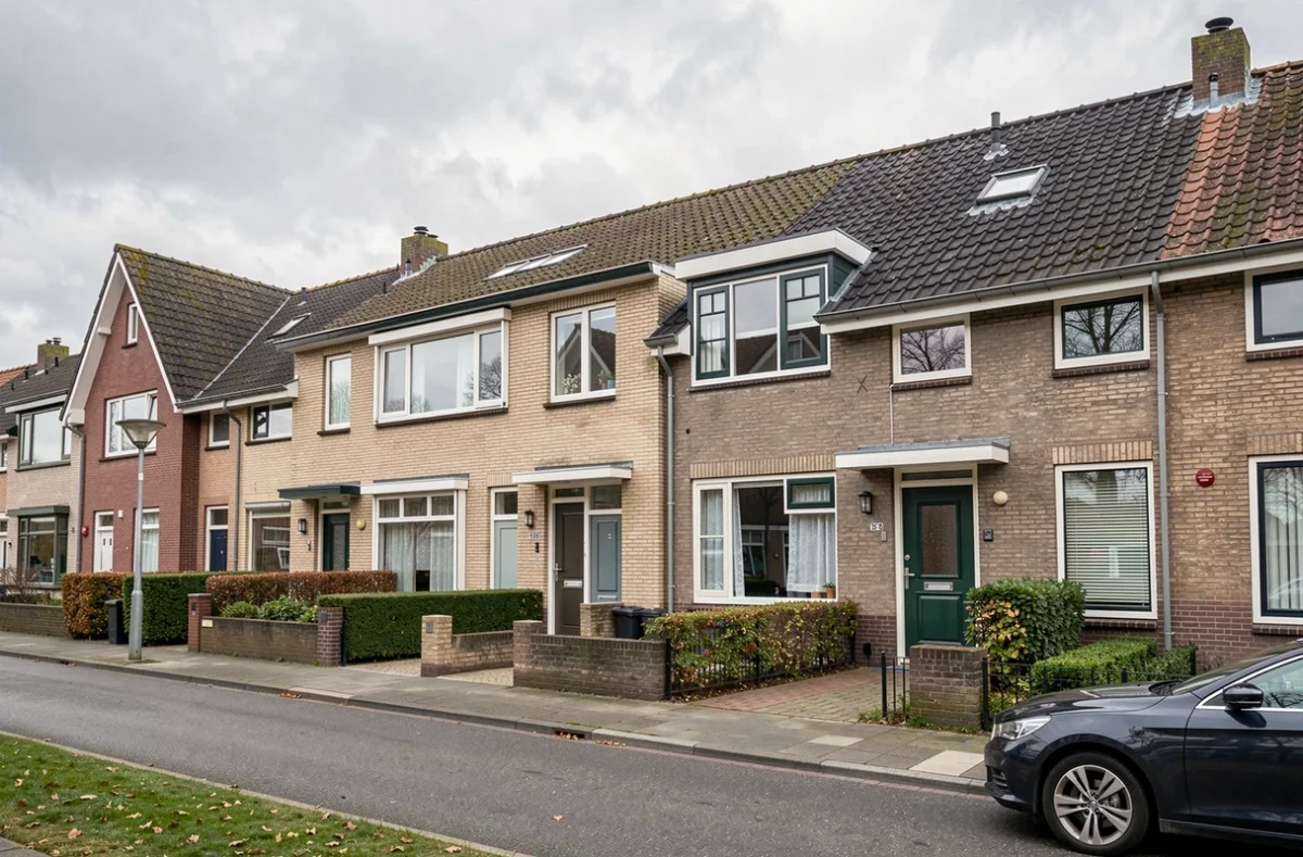 Rangée de maisons mitoyennes en copropriété horizontale