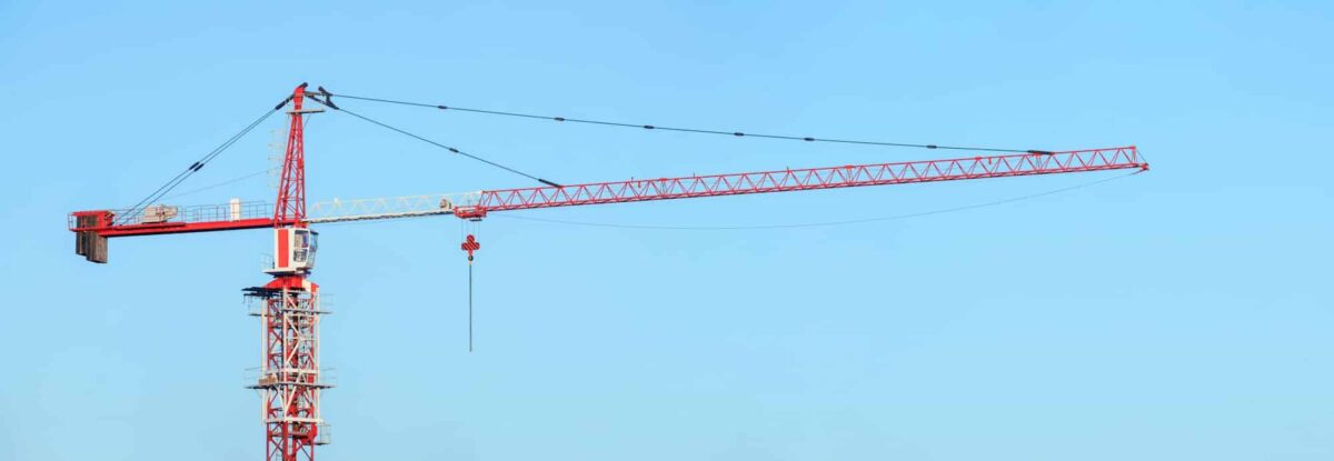 Grue à tour : un équipement avantageux dans la construction